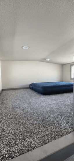 Bayside bedroom home features