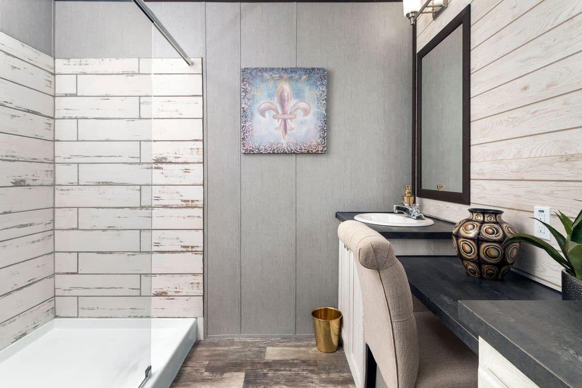 The seaside 1200 bathroom home features