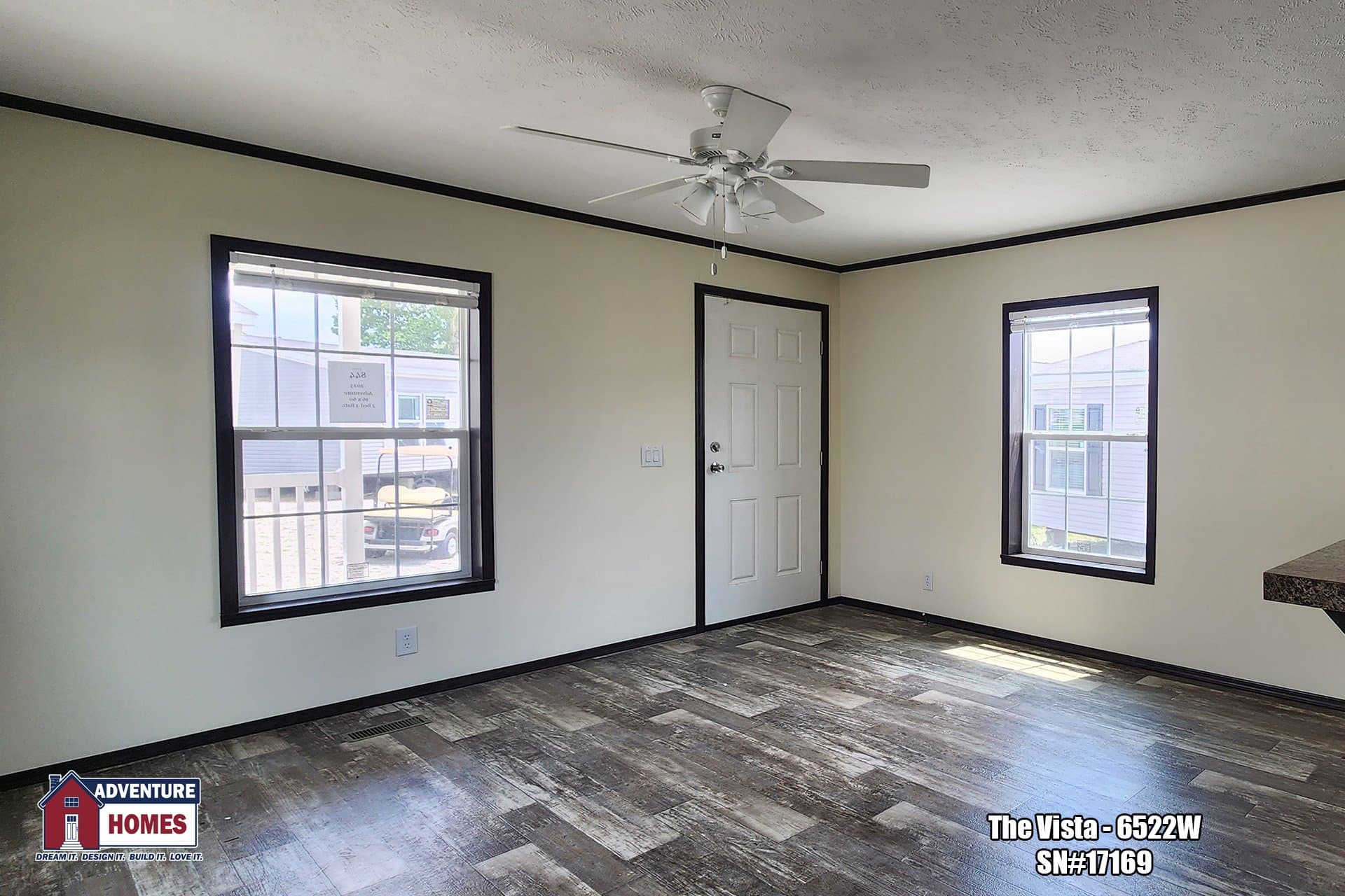 Vista | 6522w interior home features