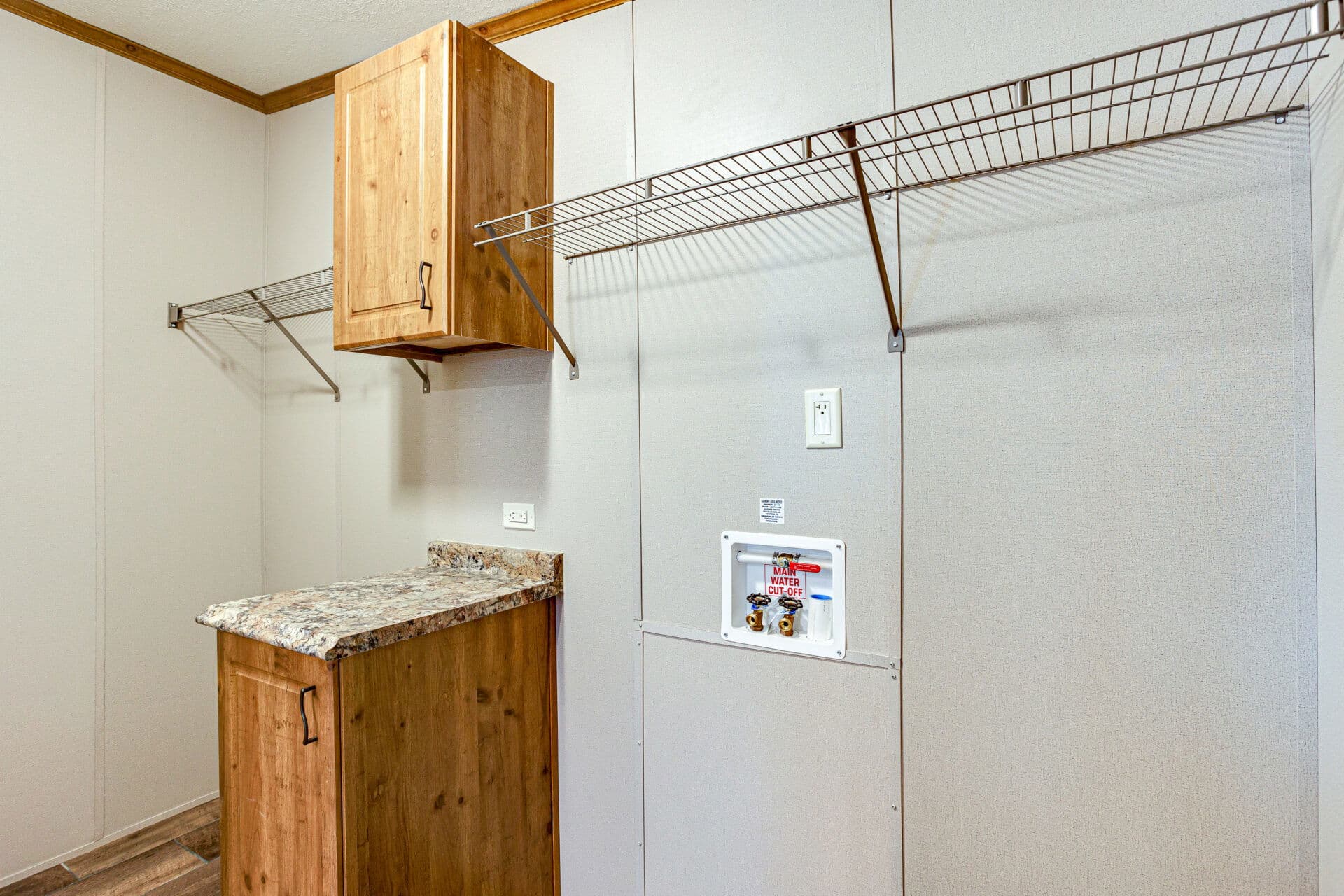 Doublewide s-28×56-32flp interior home features