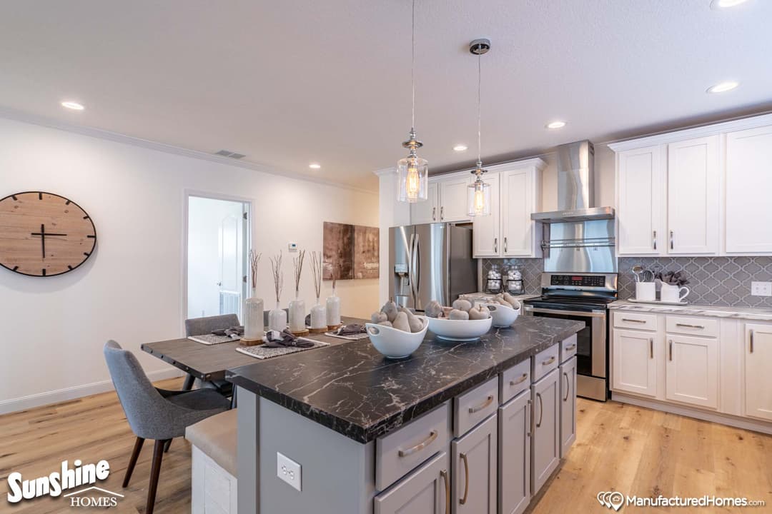 Pri3270-2024 kitchen home features