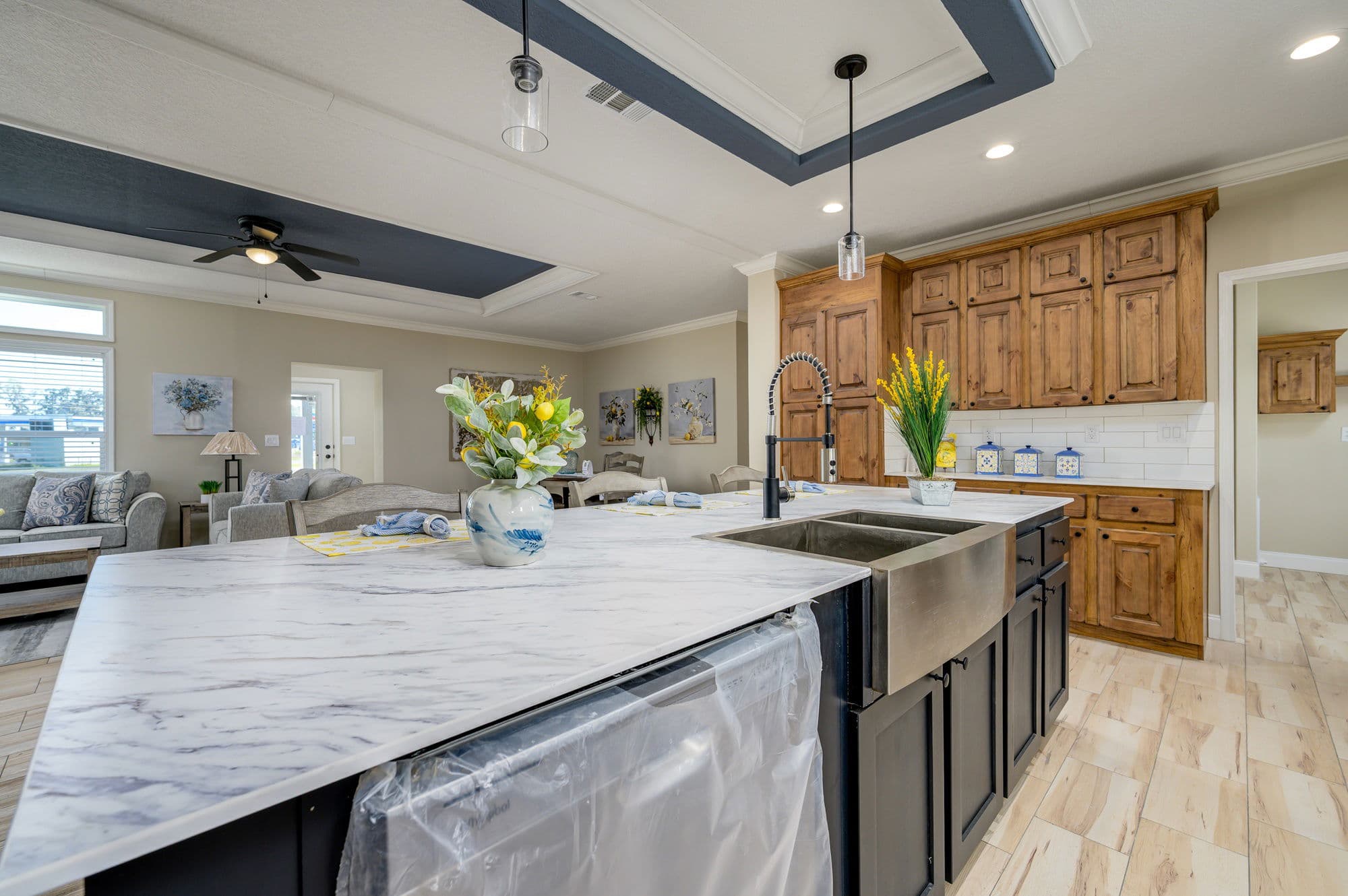 Big mullet kitchen home features