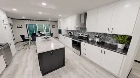 Jewel | 0603d kitchen home features