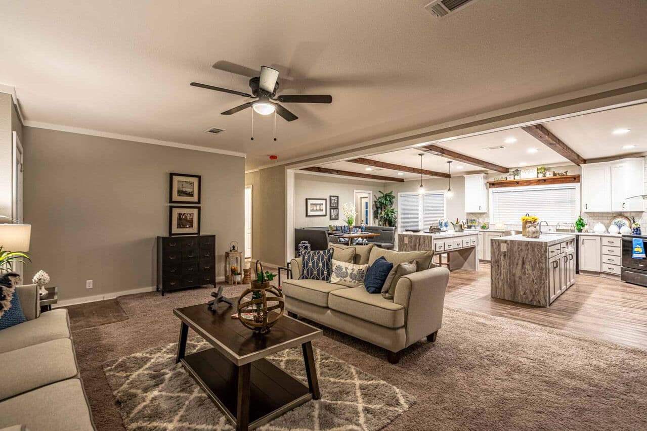 Magnum 32764m interior home features