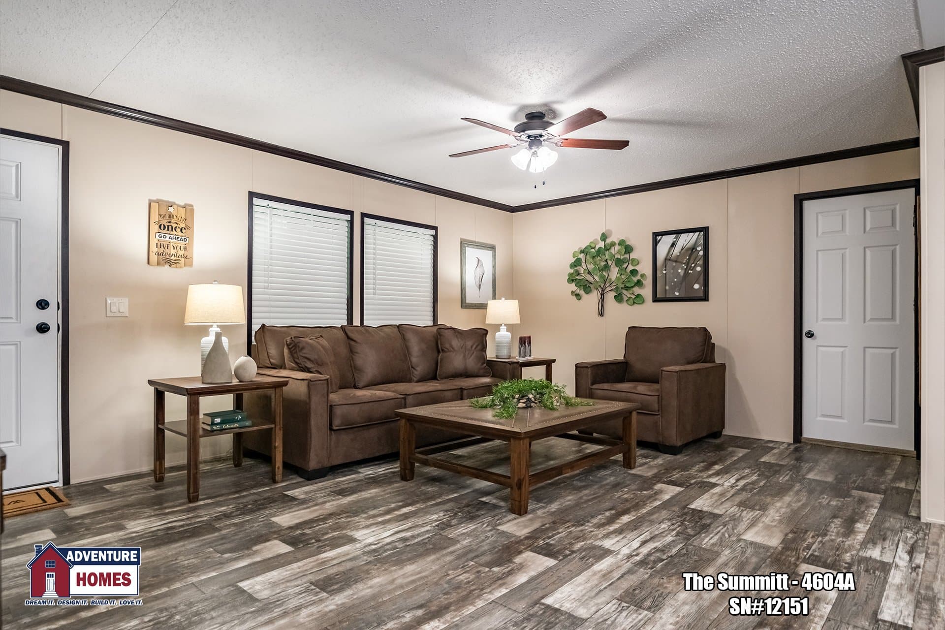 Summitt | 4604a interior home features