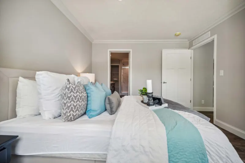 Prairie dune 8862 bedroom home features