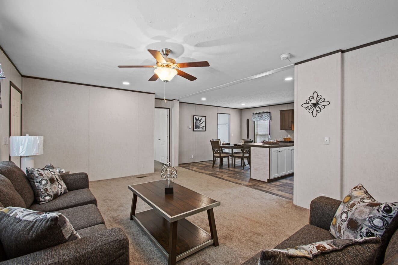 Express 28443w interior home features