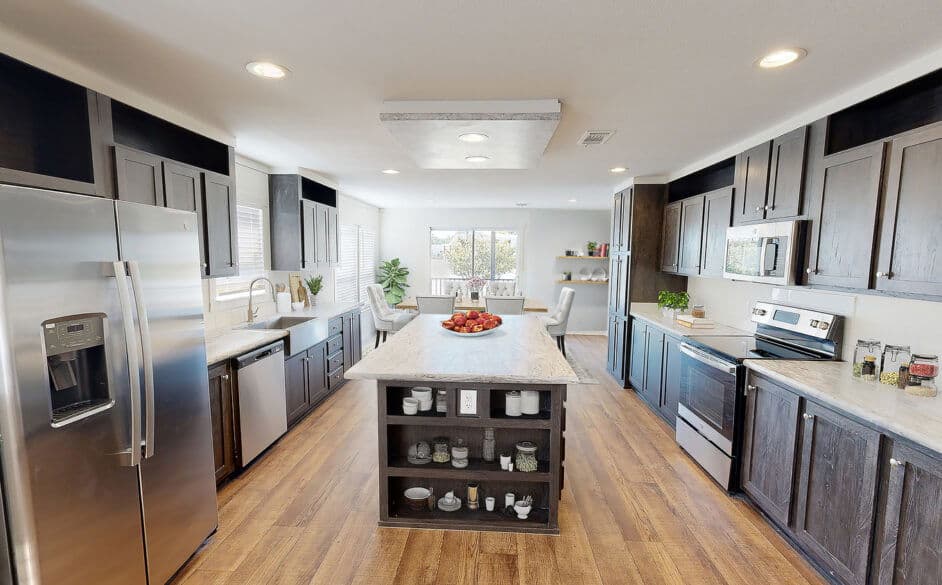 Stargazer ranch t60p kitchen home features