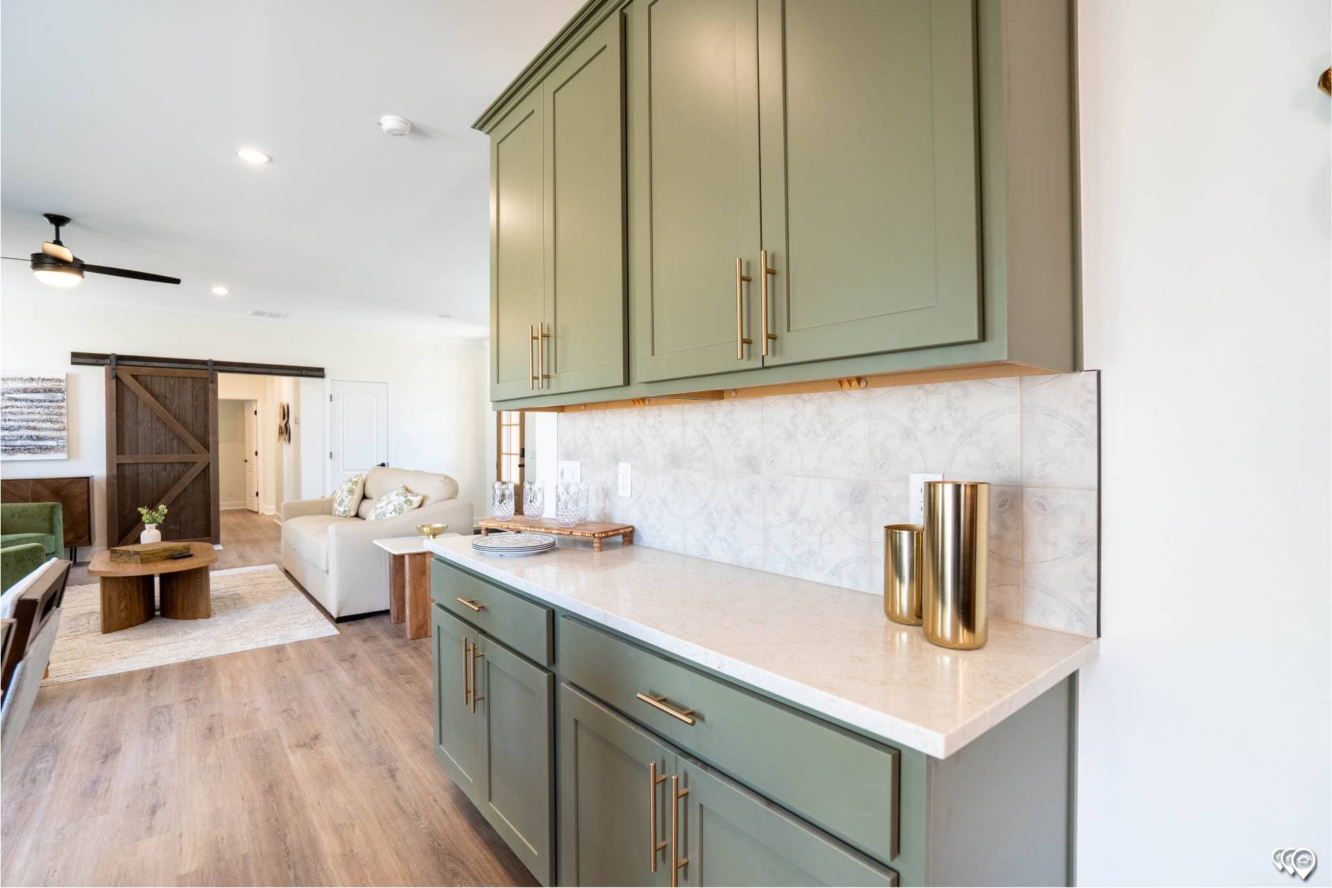 The piney branch kitchen home features