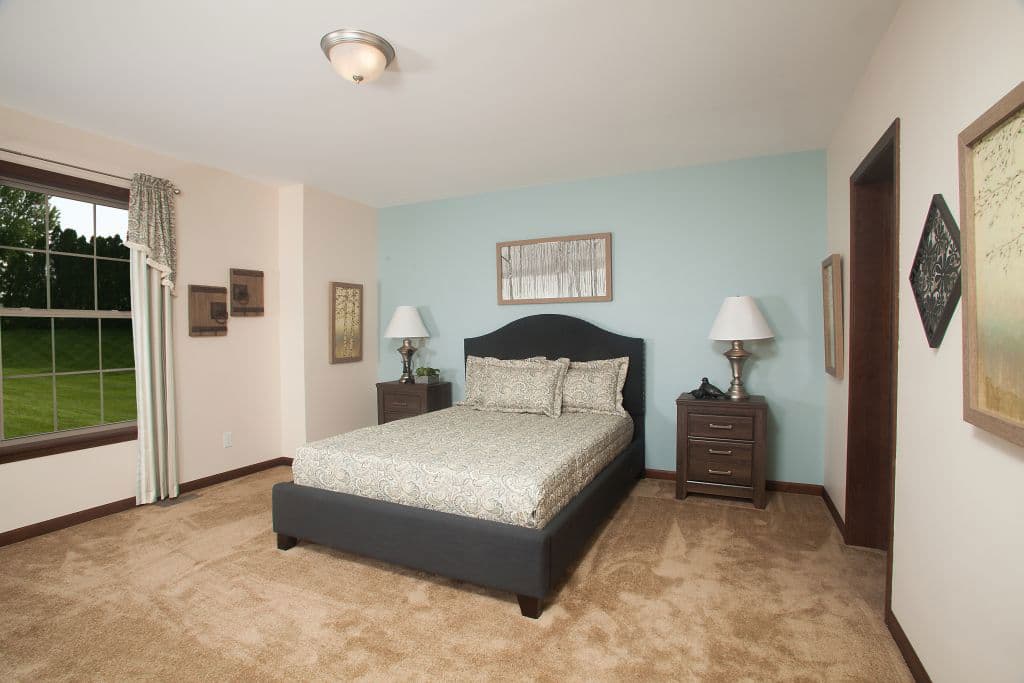 Ultra ranch 2p2402-x bedroom home features