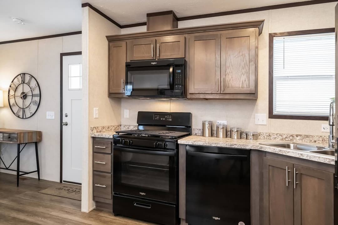 C601 kitchen home features