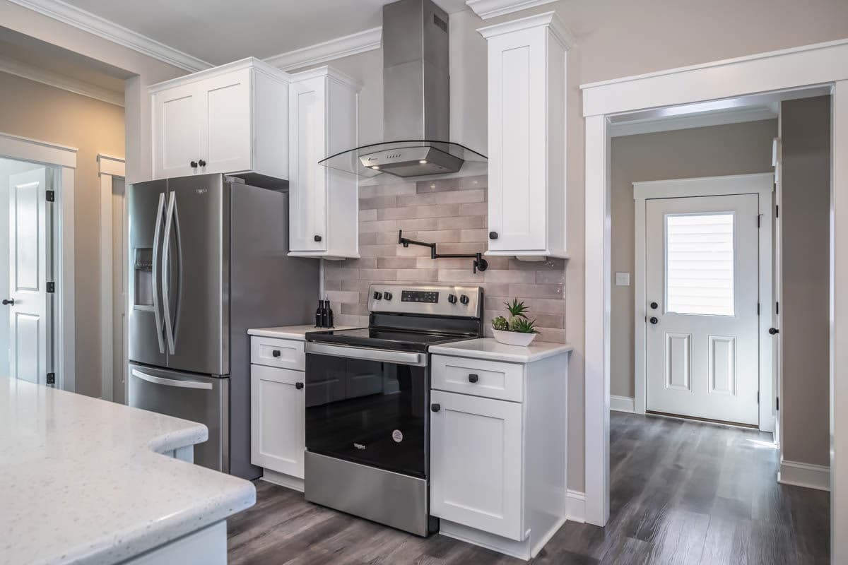 Southampton cape kitchen home features