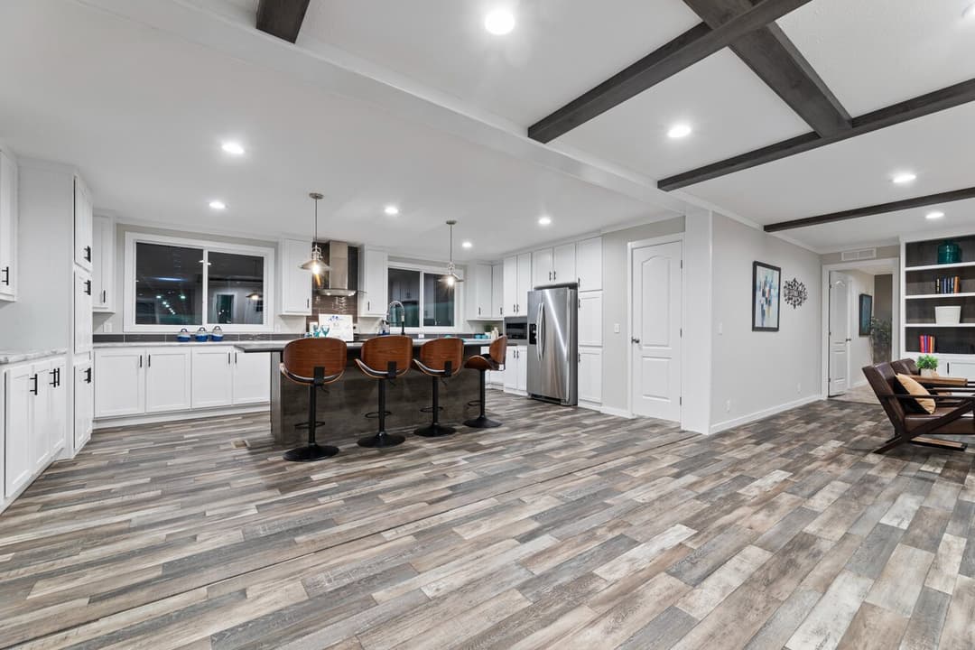 K2 interior home features