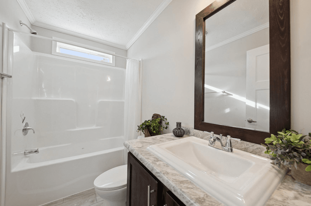 N656 bathroom home features