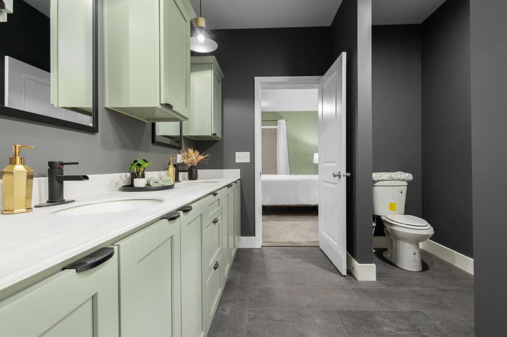 Signa 1 bathroom home features