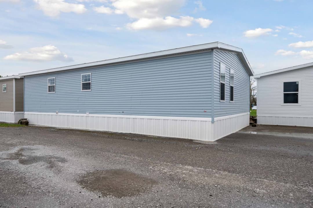 Encore elevation and exterior home features