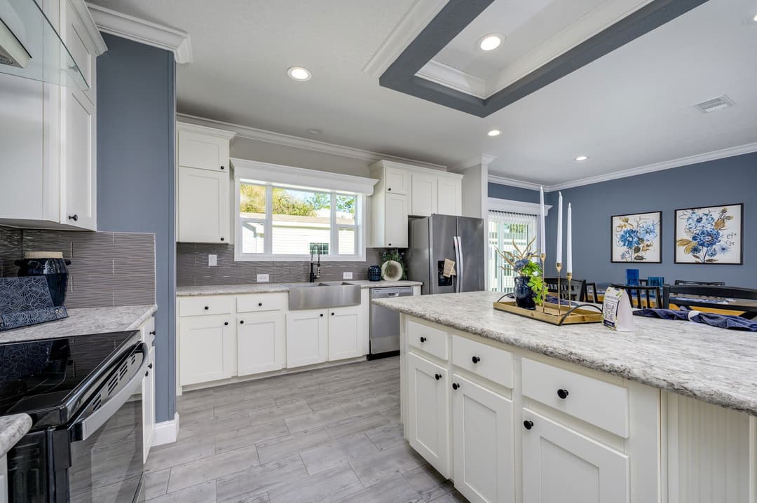 Flagler kitchen home features