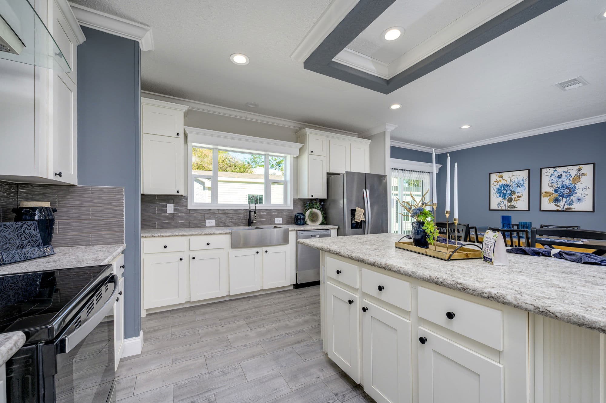 Flagler kitchen home features