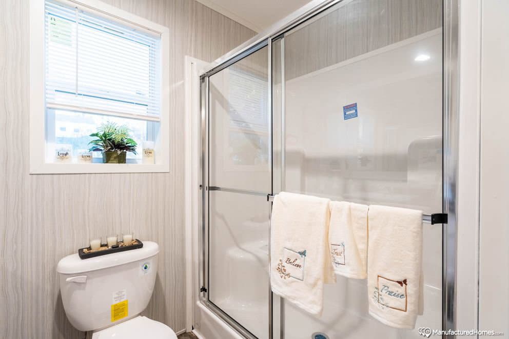 Topaz 70 bathroom home features