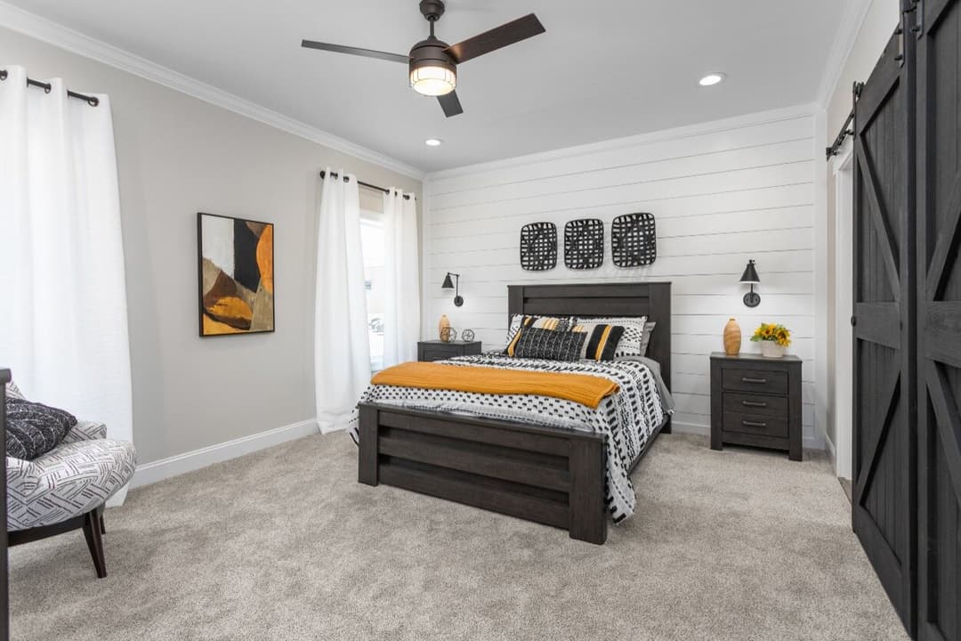 Sparta cape bedroom home features