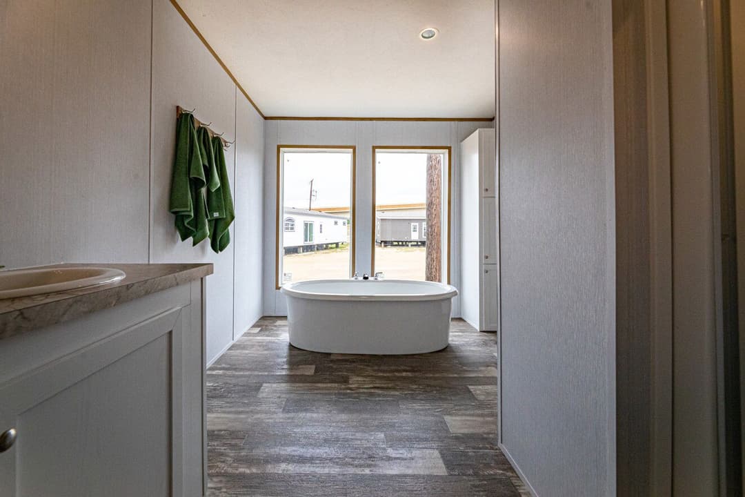 Valu premier 32684g interior home features