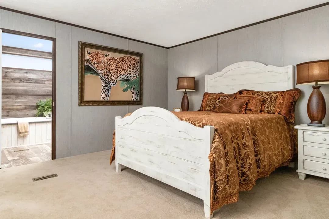 The seaside 3 bedroom home features