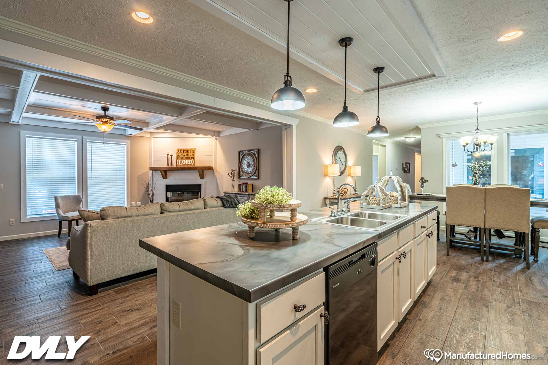 Orchard house kitchen home features