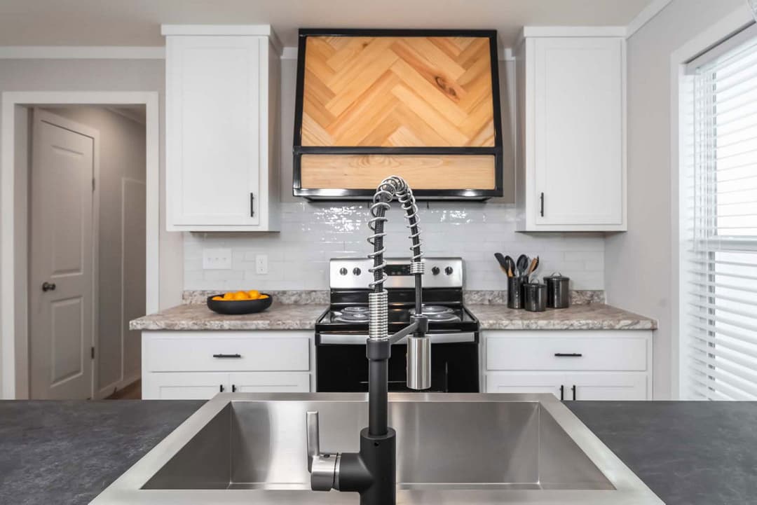 Mcalister kitchen home features