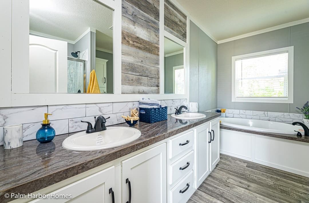 Fantasy island 30604f bathroom home features