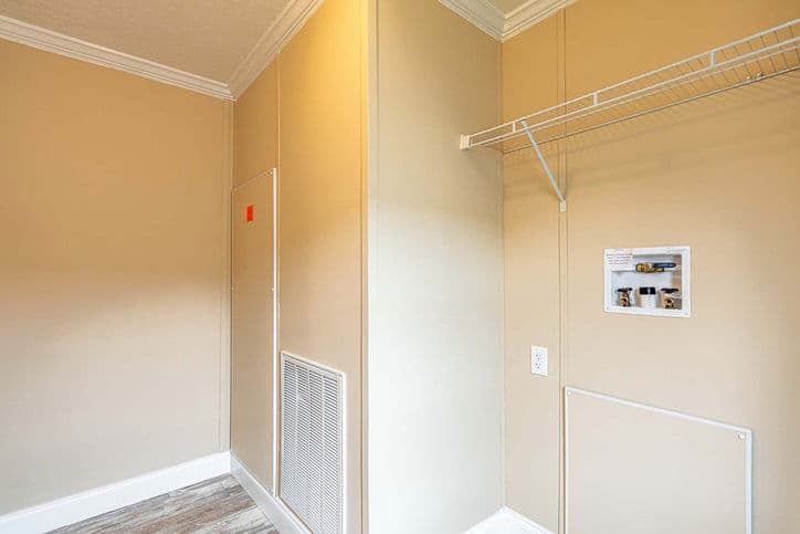 Anderson 32603b interior home features