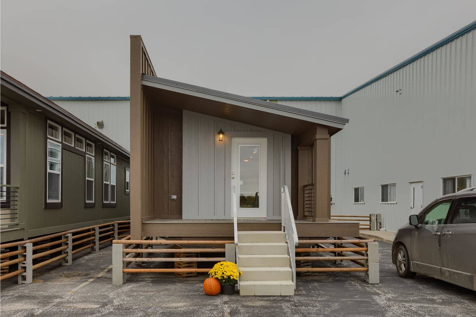 Look out lodge sg55 exterior home features