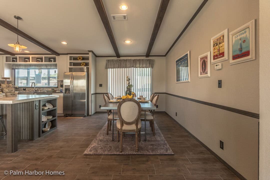 Carrington 30744c interior home features