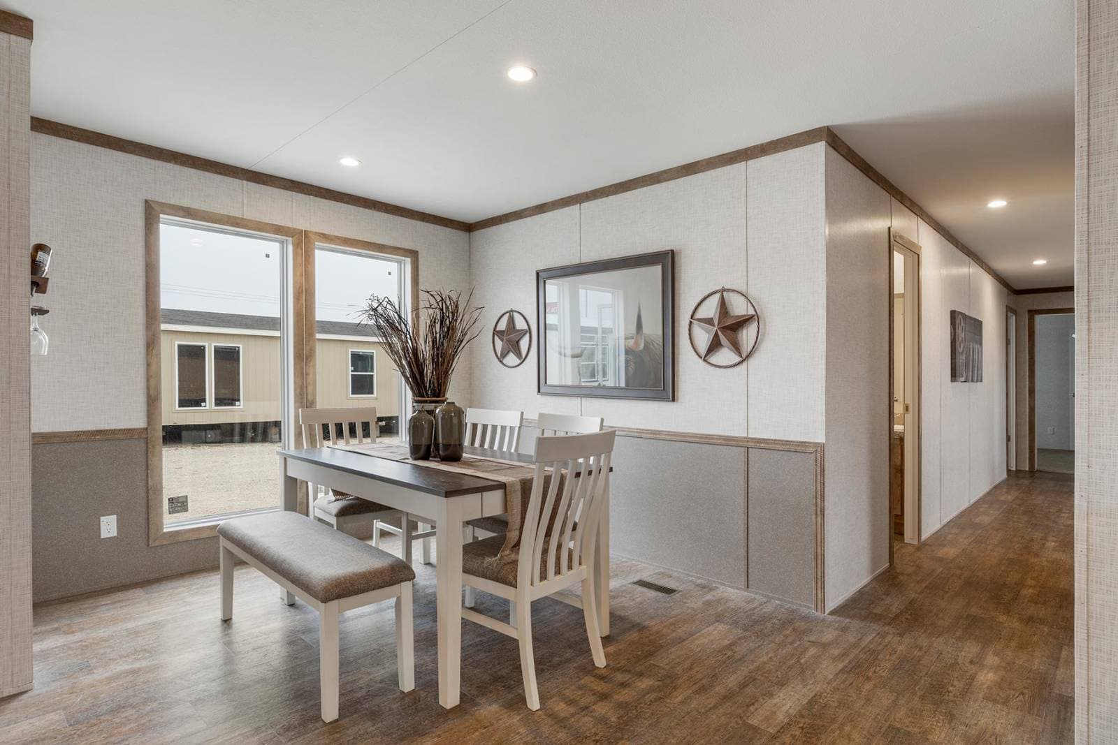 Nm2872a interior home features