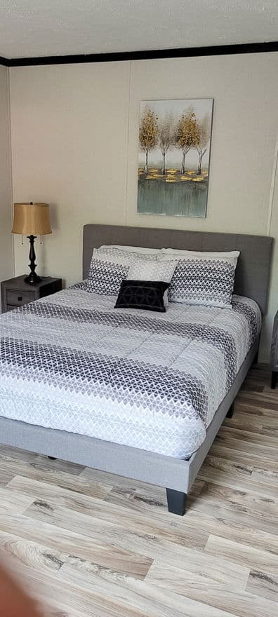 Pure 16663u bedroom home features