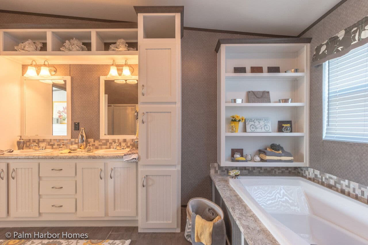 Carrington 30744c bathroom home features