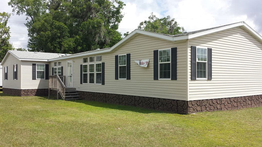 Bob 2852 2848 quad hero, elevation, and exterior home features