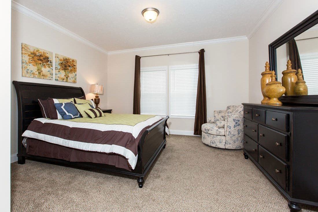 3533 jamestown bedroom home features