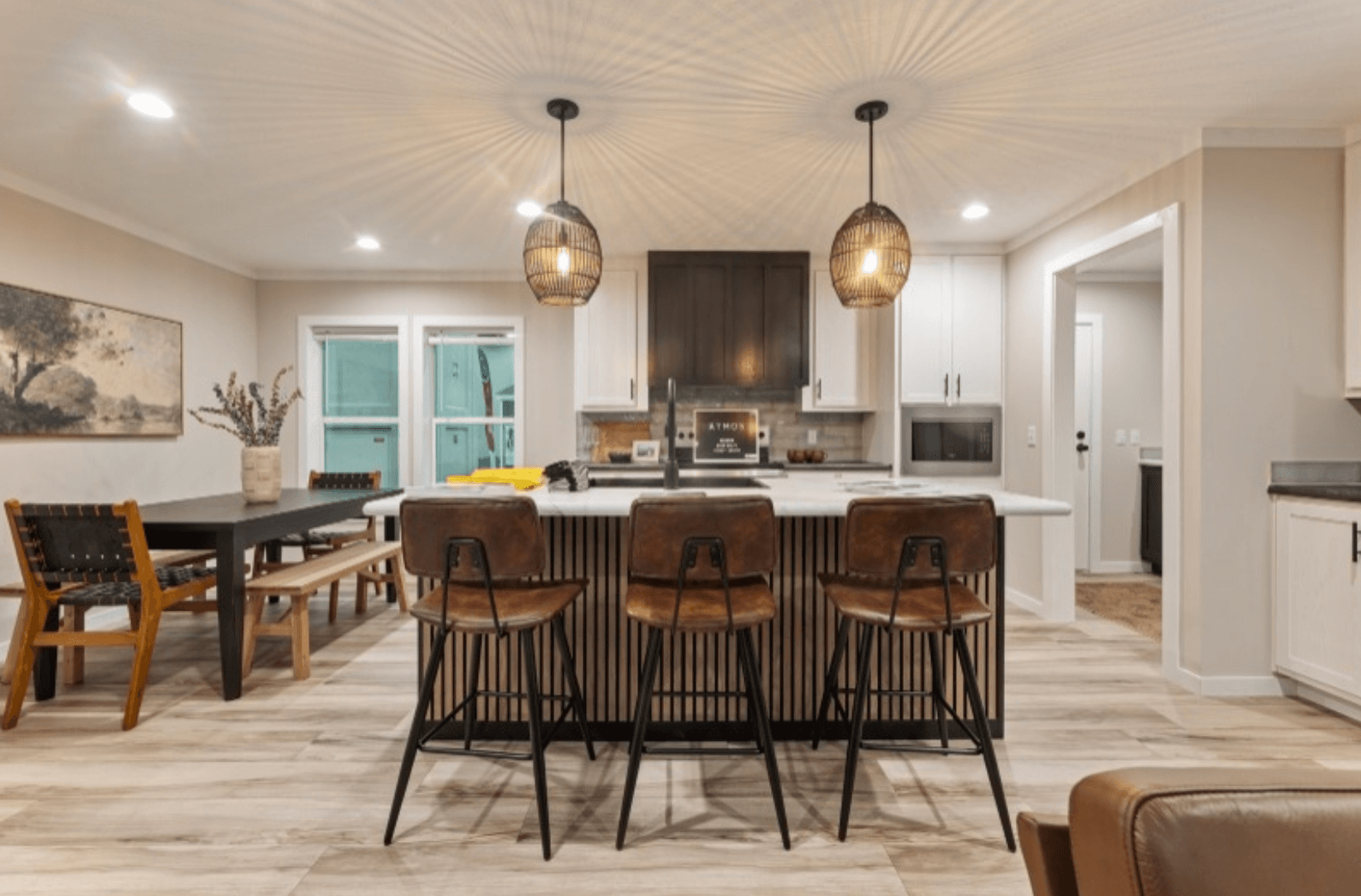 Atmos 28603n interior home features