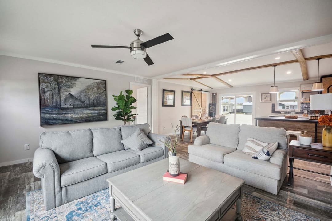 The desire interior home features