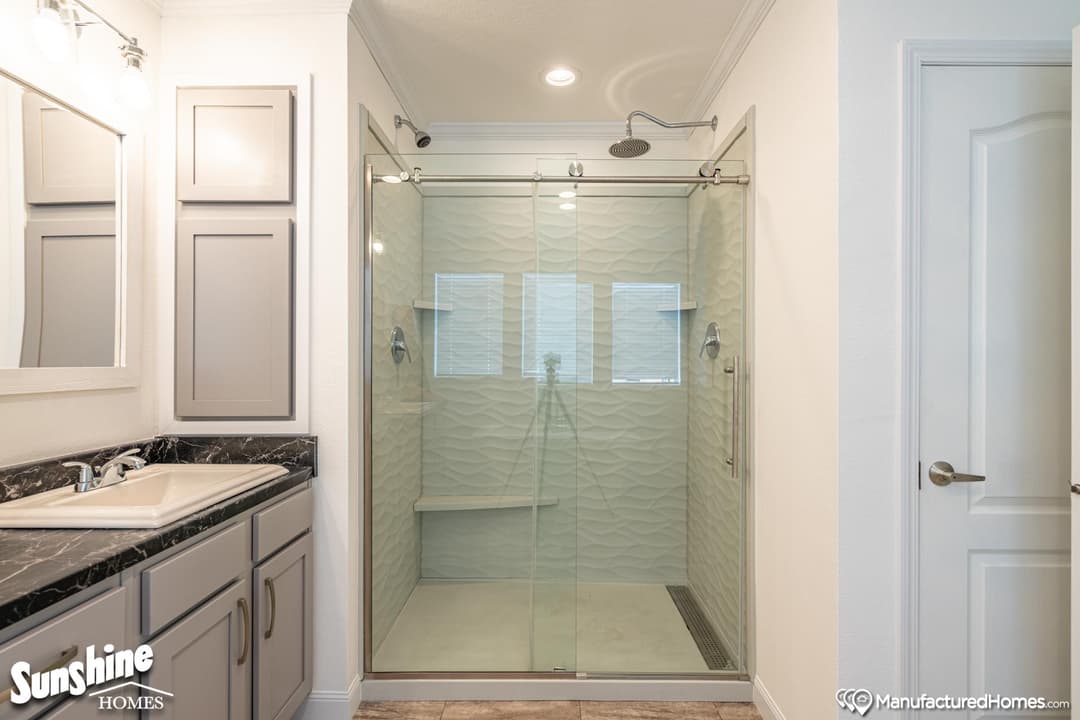 Pri3270-2024 bathroom home features