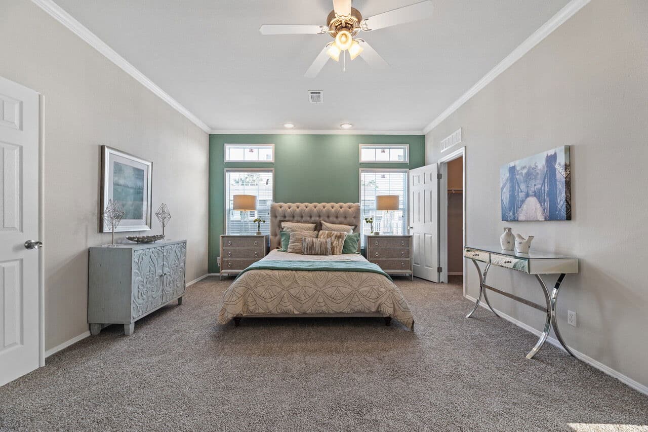 Hacienda iii 41764a bedroom home features