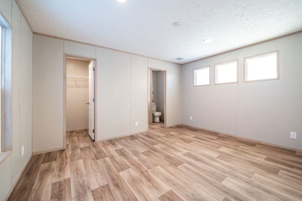 Magellan bedroom home features