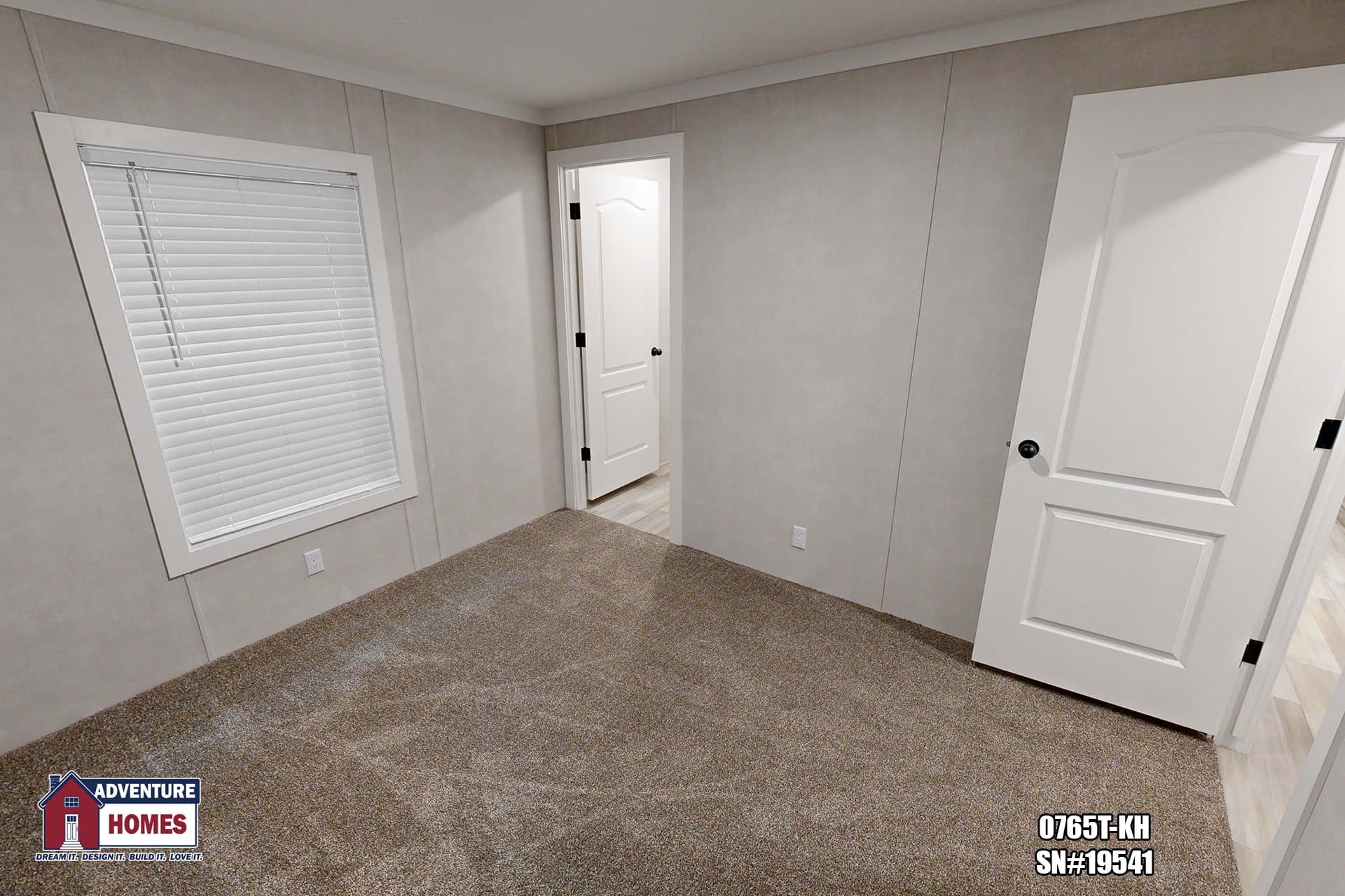 0765t-kh bedroom home features