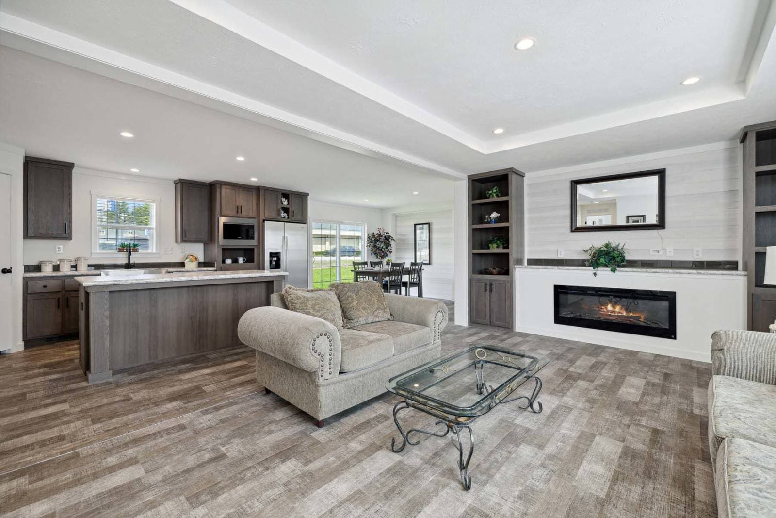 Elevate 60 interior home features