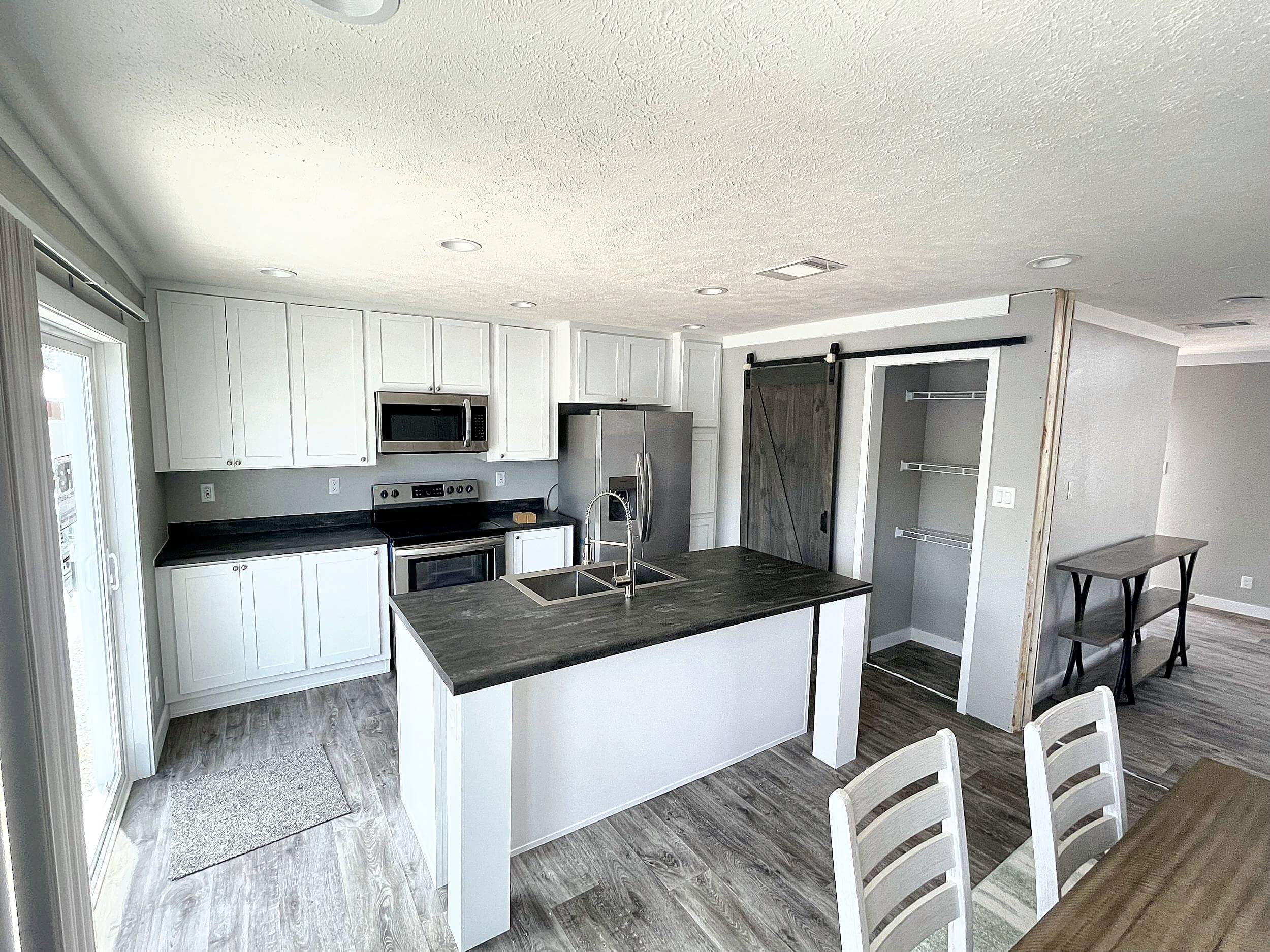 The stephens kitchen home features