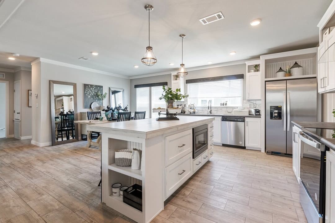 Urban value 32563a kitchen home features