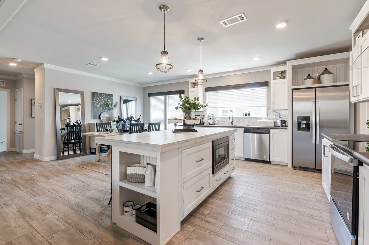 Urban value 32563a kitchen home features