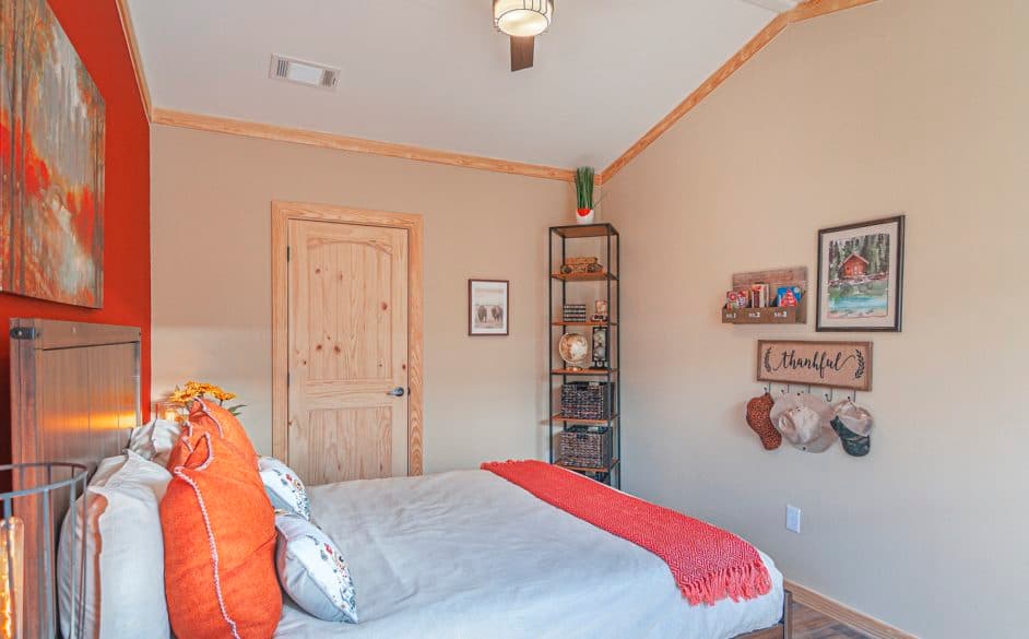 Heron j50ep8 bedroom home features