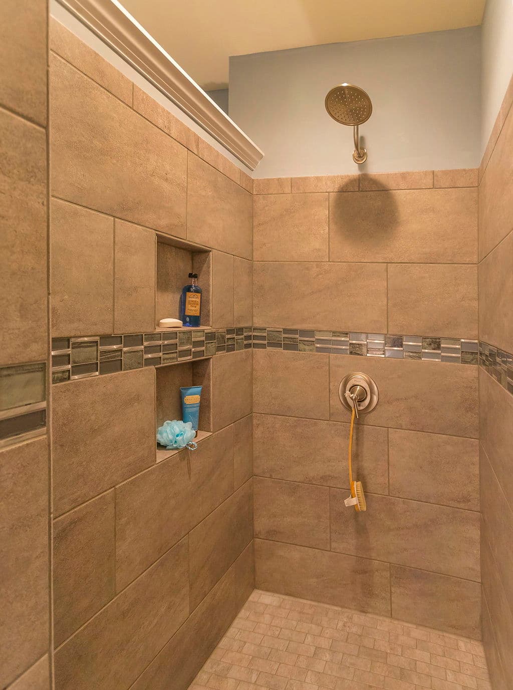 Oswego cottage ii bathroom home features