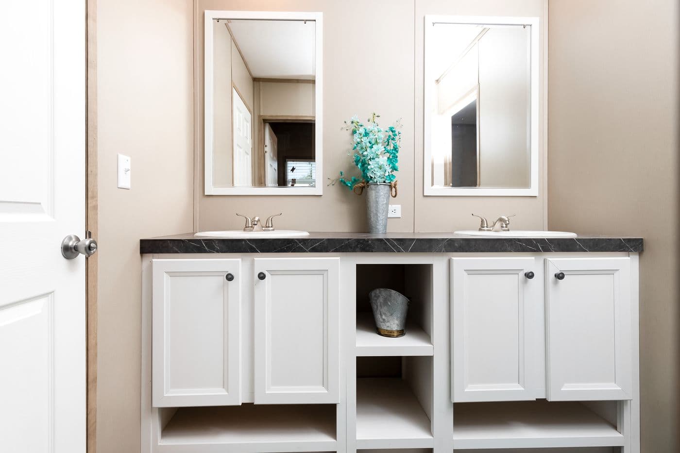 Farmhouse flex bathroom home features